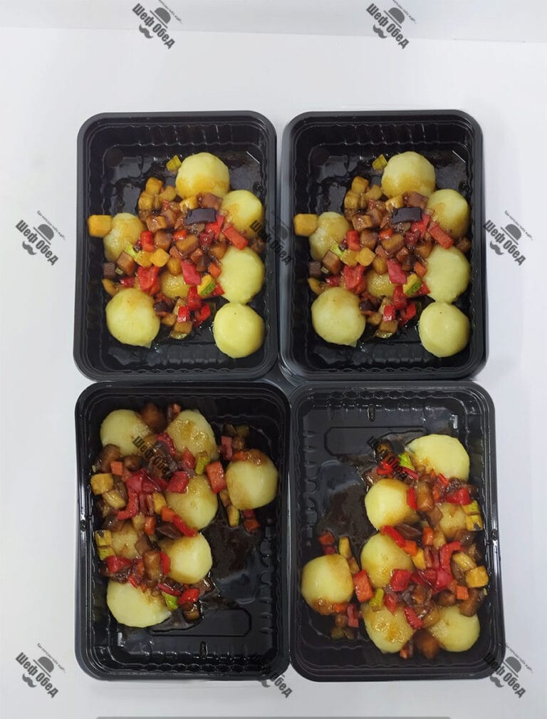 Картофельные клецки на обед в офис